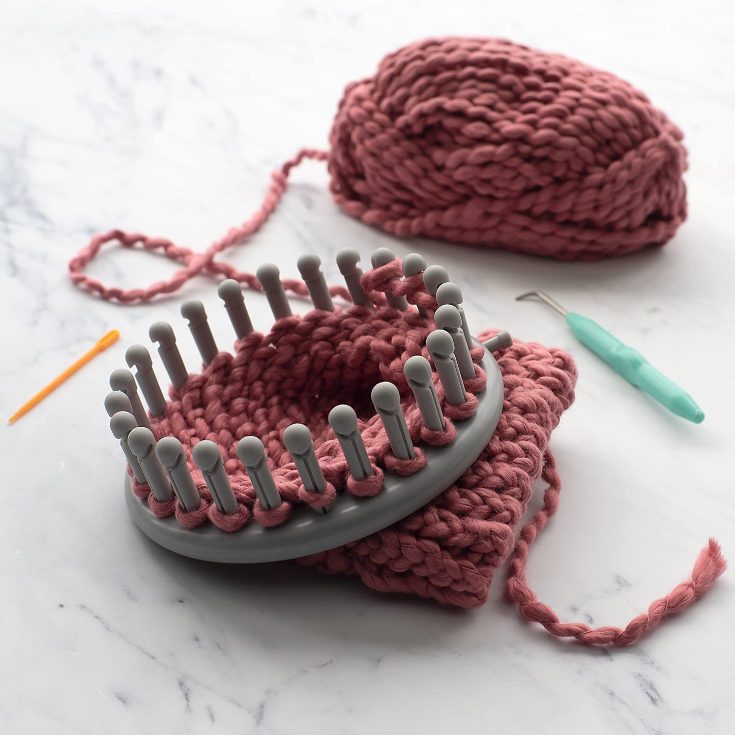 Boye Round Knitting Loom Set, 7pc, 5.5", 7.5", 9.5", and 11.5" D