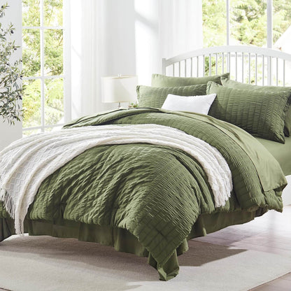 Queen Comforter Set 7 Pieces, Olive Green Seersucker Bed in a Bag with Comforter and Sheets, All Season Bedding Sets with 1 Comforter, 2 Pillow Shams, 2 Pillowcases, 1 Flat Sheet, 1 Fitted Sheet