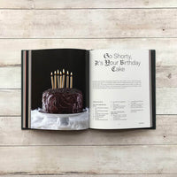From Crook to Cook: Platinum Recipes from Tha Boss Dogg'S Kitchen (Snoop Dogg Cookbook, Celebrity Cookbook with Soul Food Recipes) (Snoop Dog X Chronicle Books)