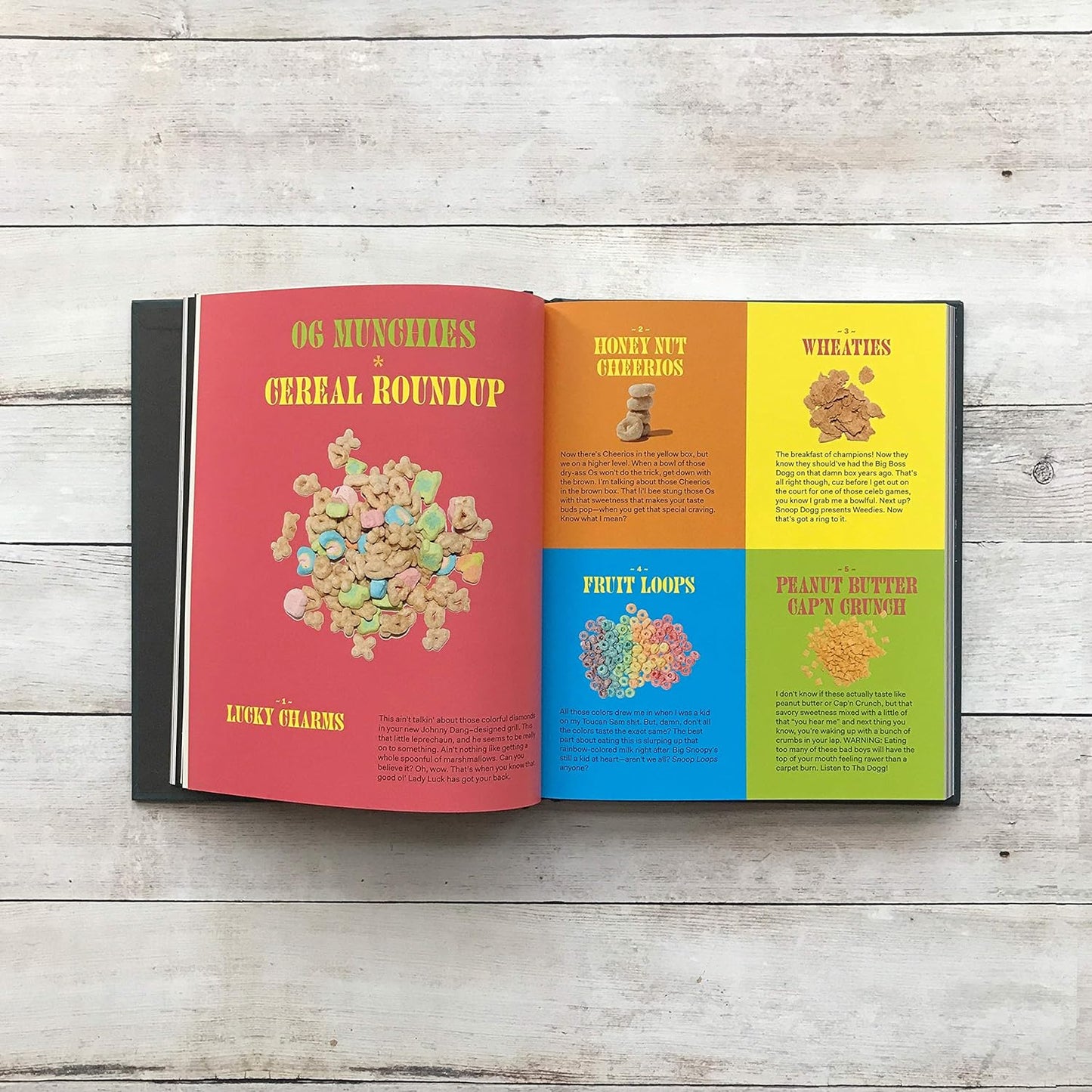 From Crook to Cook: Platinum Recipes from Tha Boss Dogg'S Kitchen (Snoop Dogg Cookbook, Celebrity Cookbook with Soul Food Recipes) (Snoop Dog X Chronicle Books)
